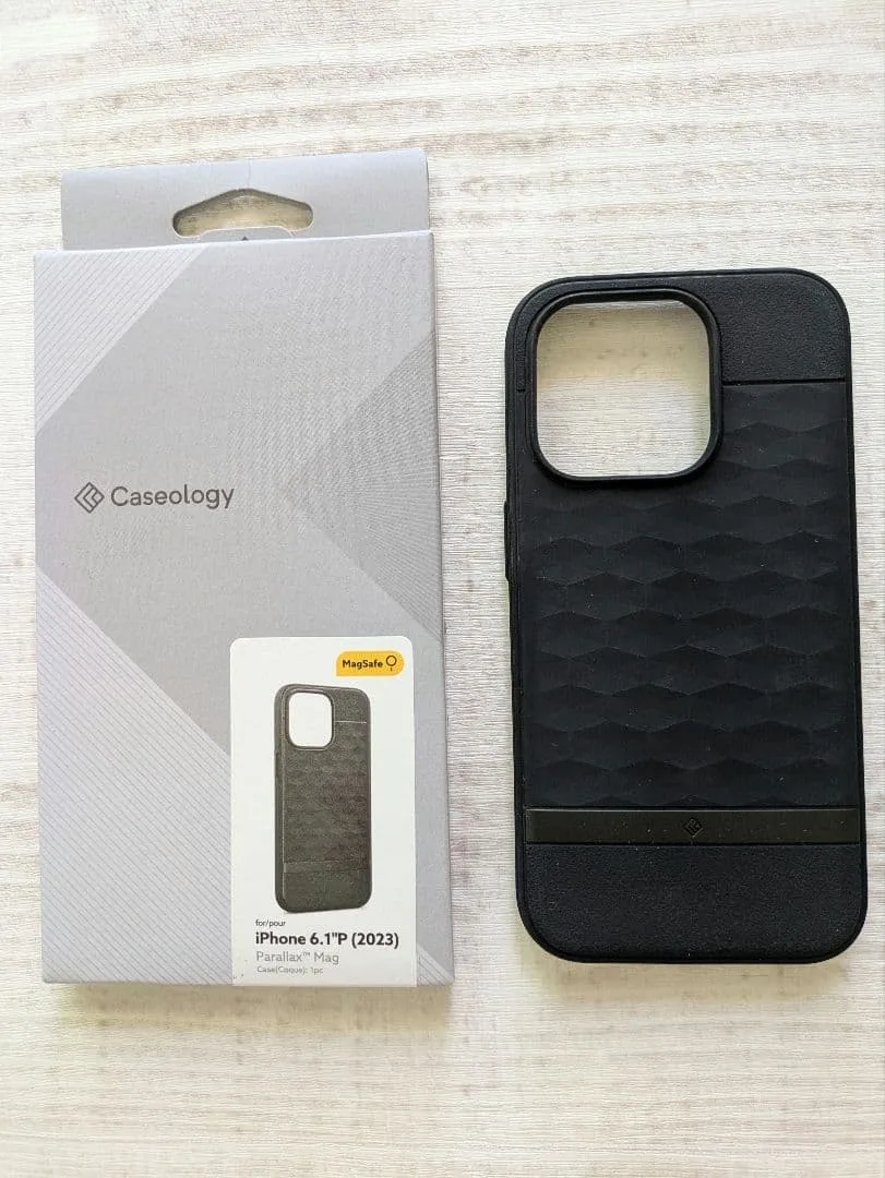 Caseology iPhone15 ケース ブラック