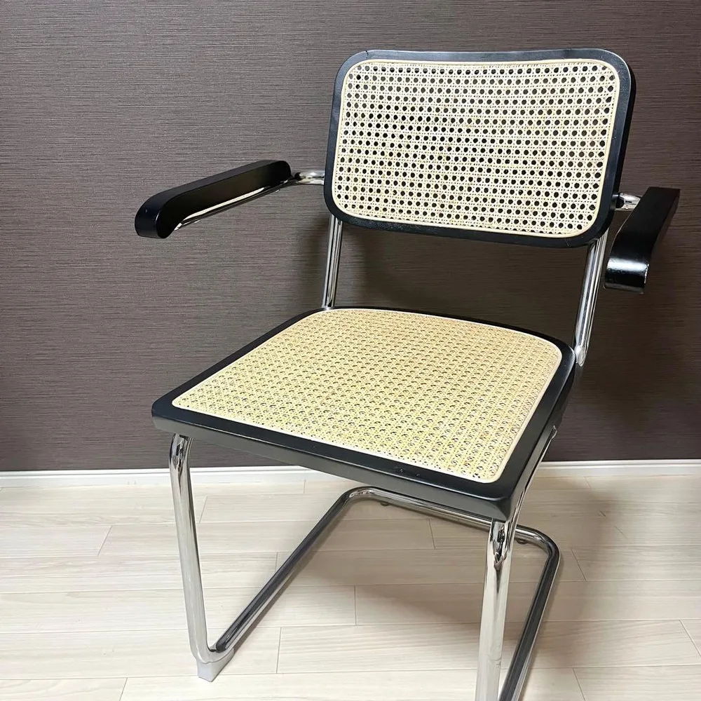 美品 チェスカチェア アーム付き リプロダクト