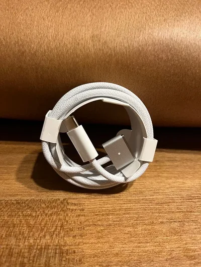 【Apple純正・未使用】USB-C MagSafe 3ケーブル(2m)