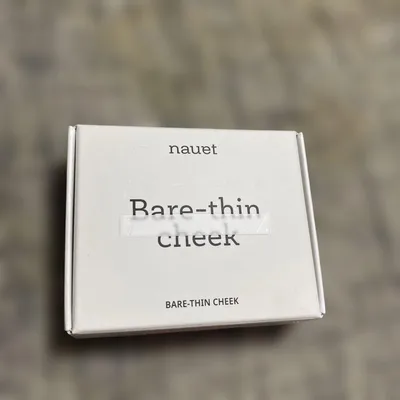 nauet Bare-thin cheek パウダーチーク 02