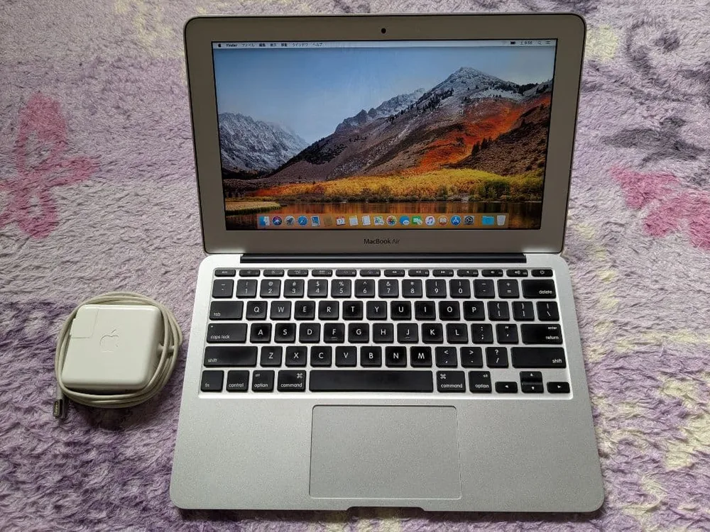 ジャンク MacBook Air 2011 4GB 128GB USキーボード