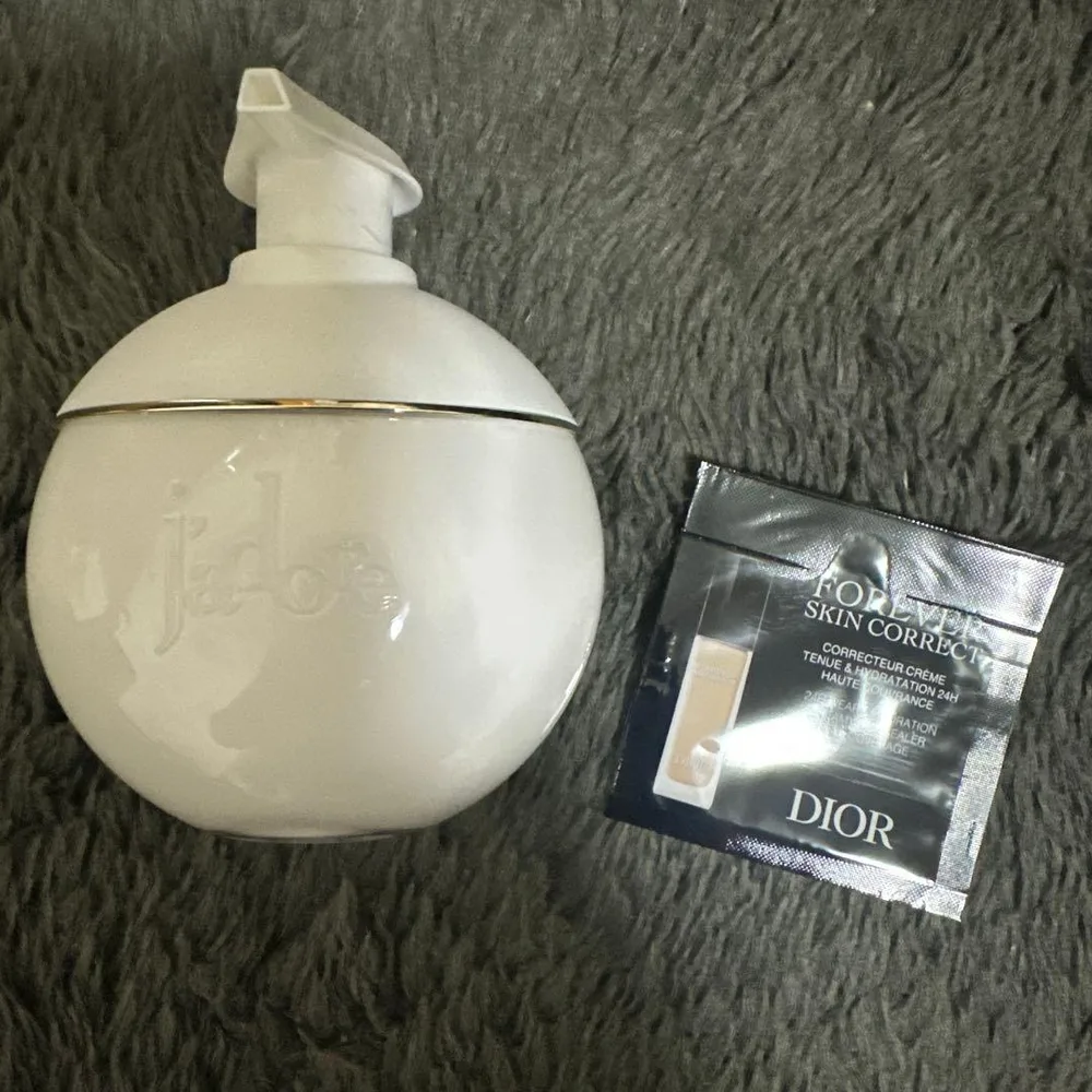 Dior jadore ジャドール ボディミルク 200ml おまけつき