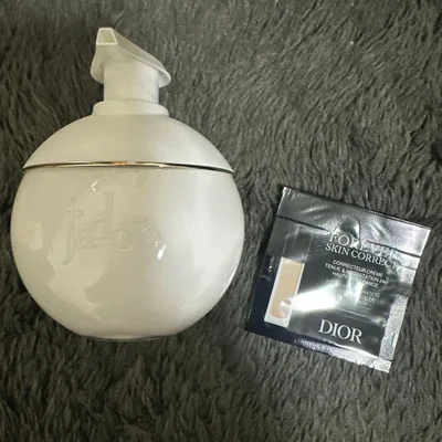 Dior jadore ジャドール ボディミルク 200ml おまけつき