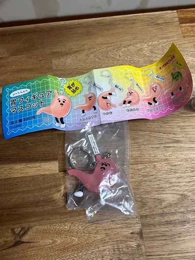 yukkeの胃フィギュアマスコット ムカムカする