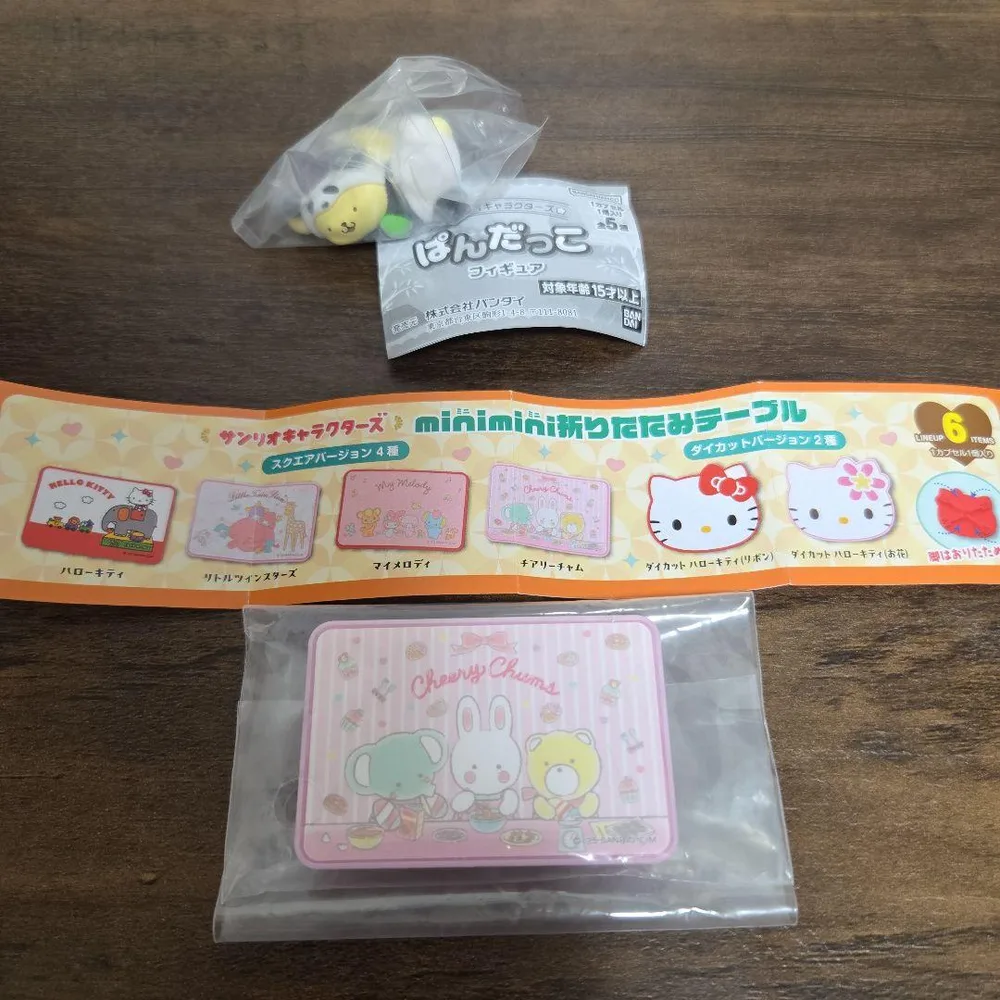 ガチャ サンリオminiminiテーブル チアリーチャムぱんだっこポムポムプリン