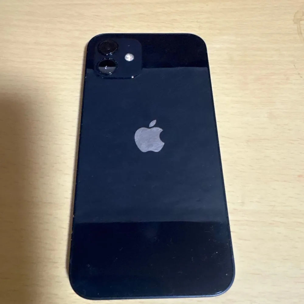 Apple iPhone 12 ブラック 本体