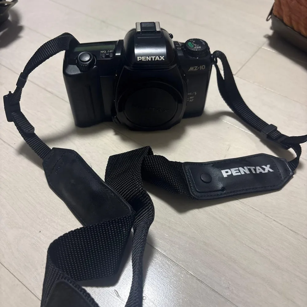 フィルムカメラのPENTAX 67II(AEペンタプリズムファインダー付き)