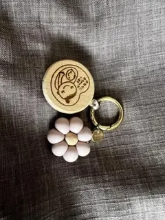 マタニティマーク キーホルダー 木製 花モチーフ