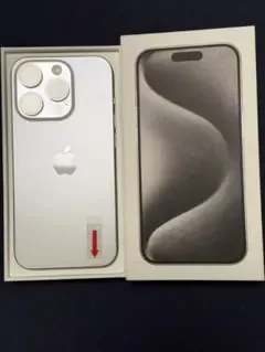 Apple iPhone 15 Pro 本体