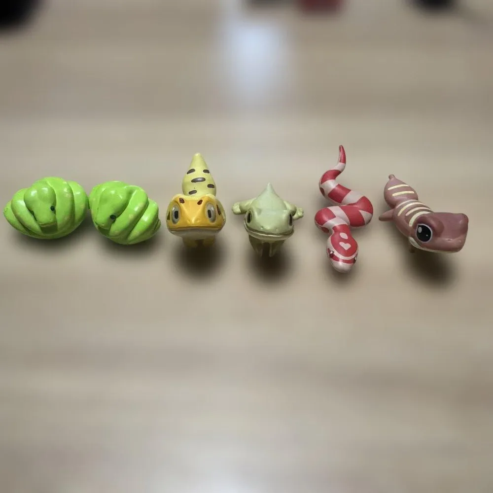 爬虫類 ミニチュア フィギュア 4種セット
