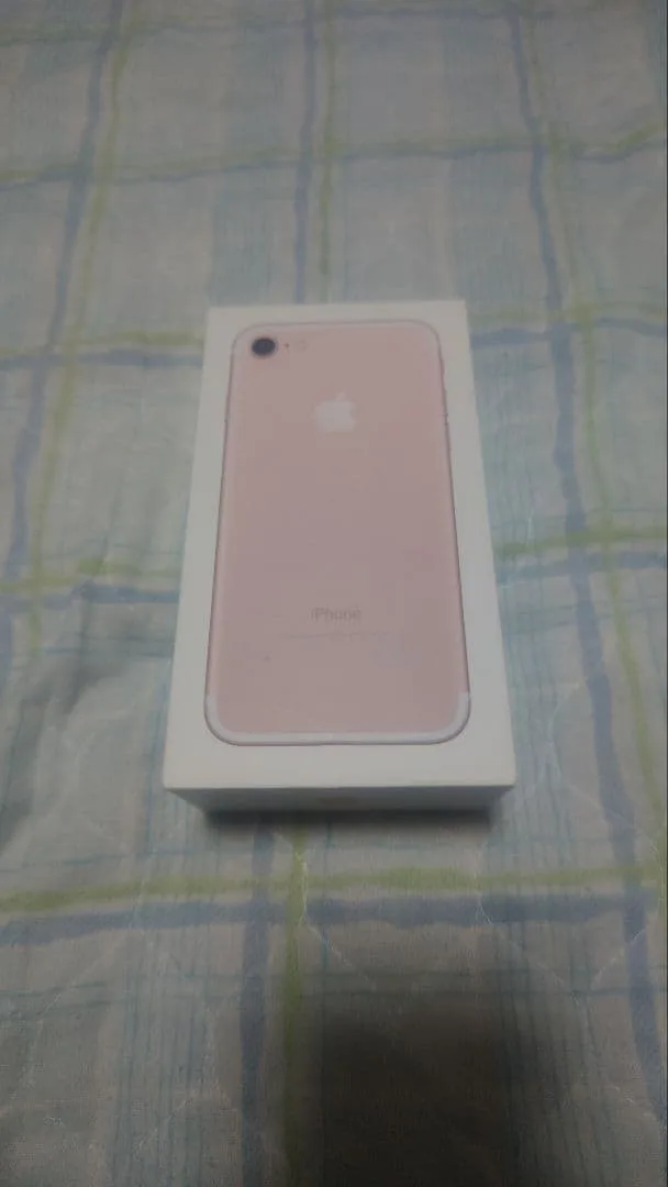 ジャンク Apple iPhone 7 32G本体 ローズゴールド