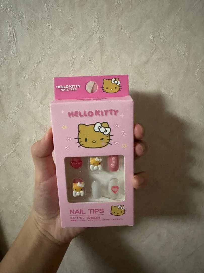 Hello Kitty ネイルチップ 24枚入り