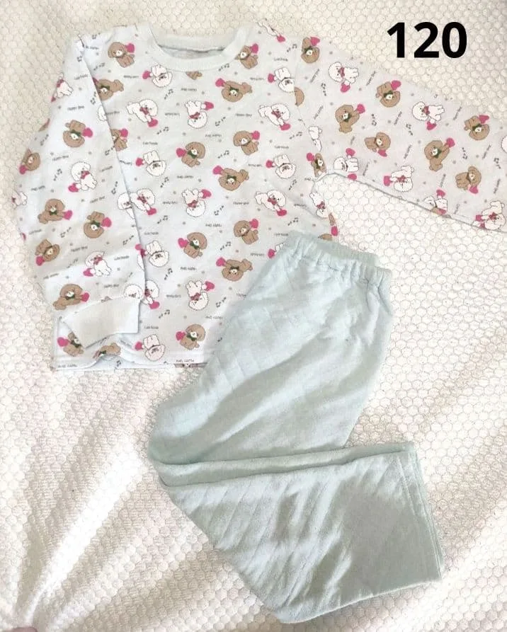 キッズ パジャマ 長袖 上下セット 水色 キルティング 120