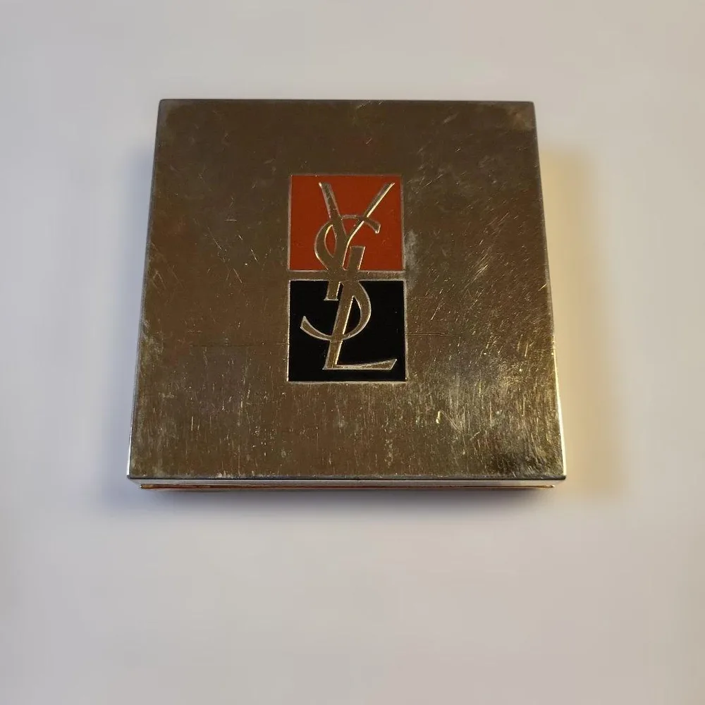 YSL イヴ・サンローラン アイシャドウ