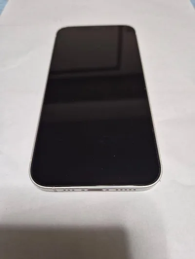 Apple iPhone 12 本体 画面割れなし