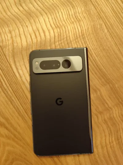 Google Pixel Fold 本体