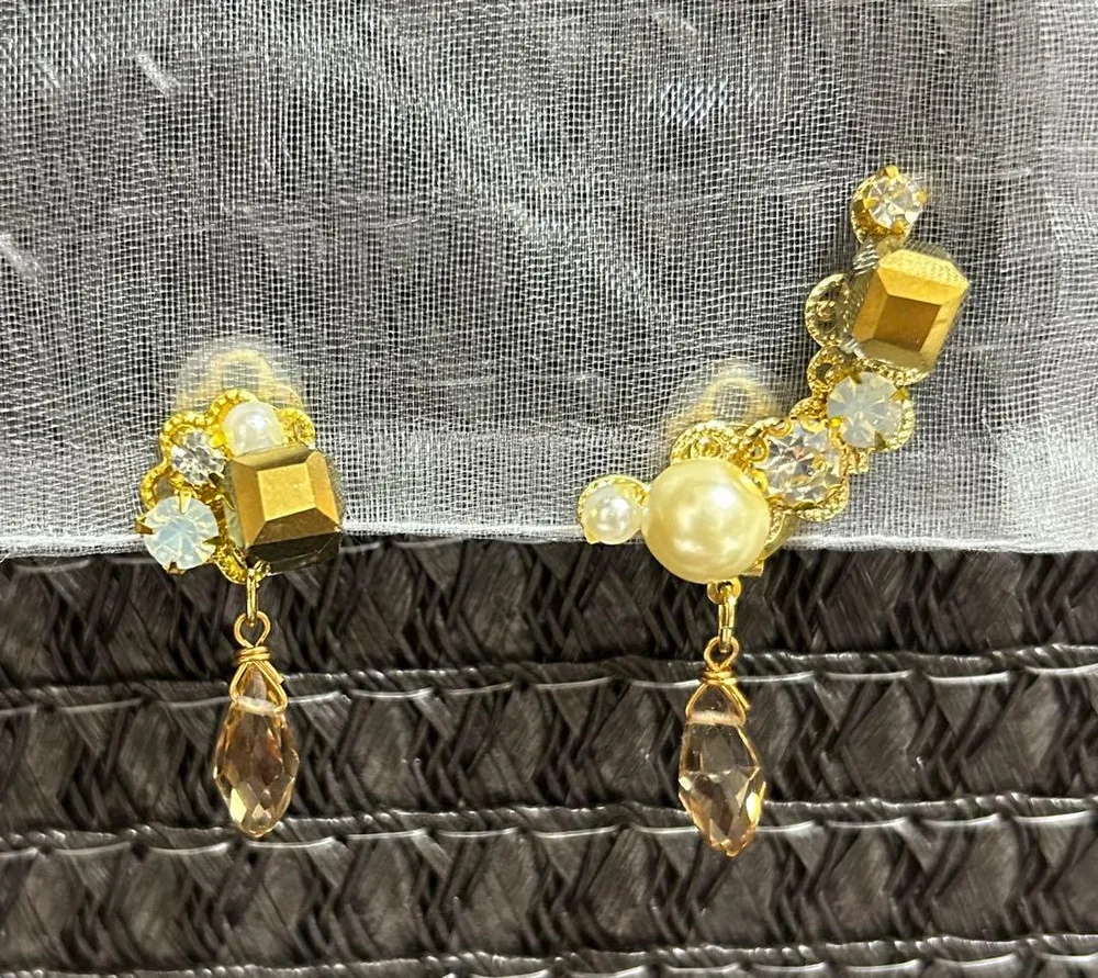 ハンドメイド イヤリング ビジュー パール ゴールド