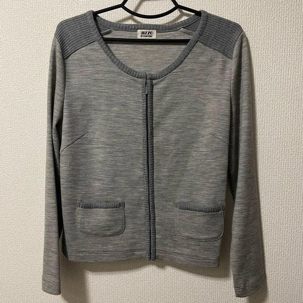 jizzo カーディガン