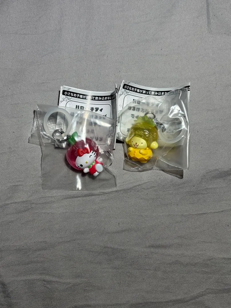 サンリオ めじるしアクセサリー くだものめじるしアクセサリー まとめ売り 2点