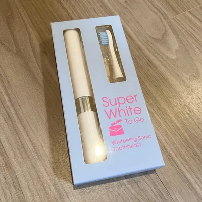 【新品未使用】電動歯ブラシ Super White To Go