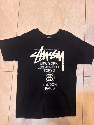 STUSSY ワールドツアー Tシャツ ブラック
