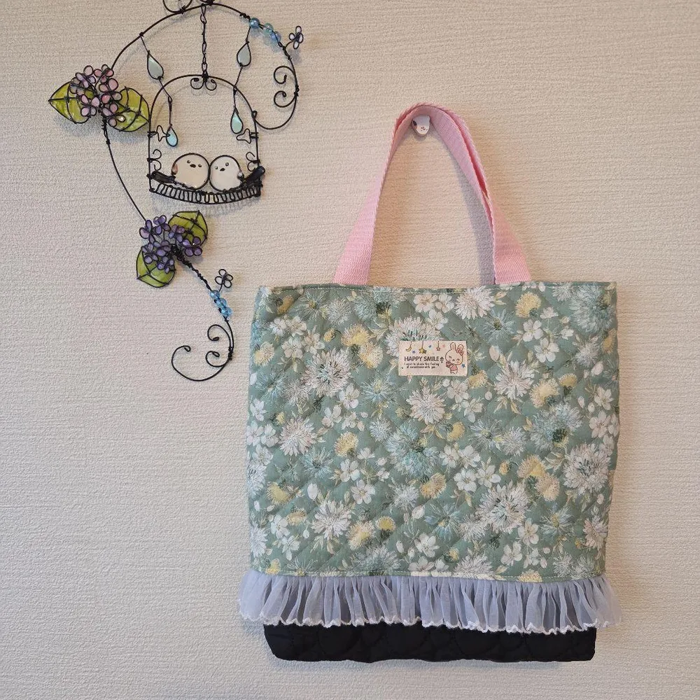 ●本日の掘り出し物●手提げトートバッグ ハンドメイド 花柄