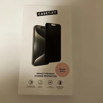 CASETiFY iPhone 18 Pro 保護フィルム