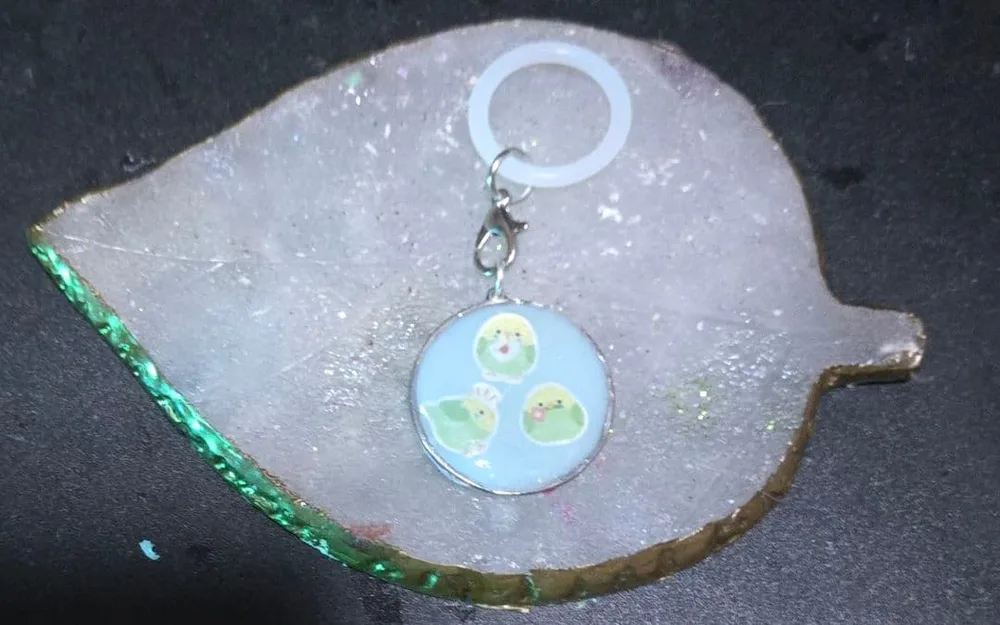 【ハンドメイド】セキセイインコ 目印チャーム