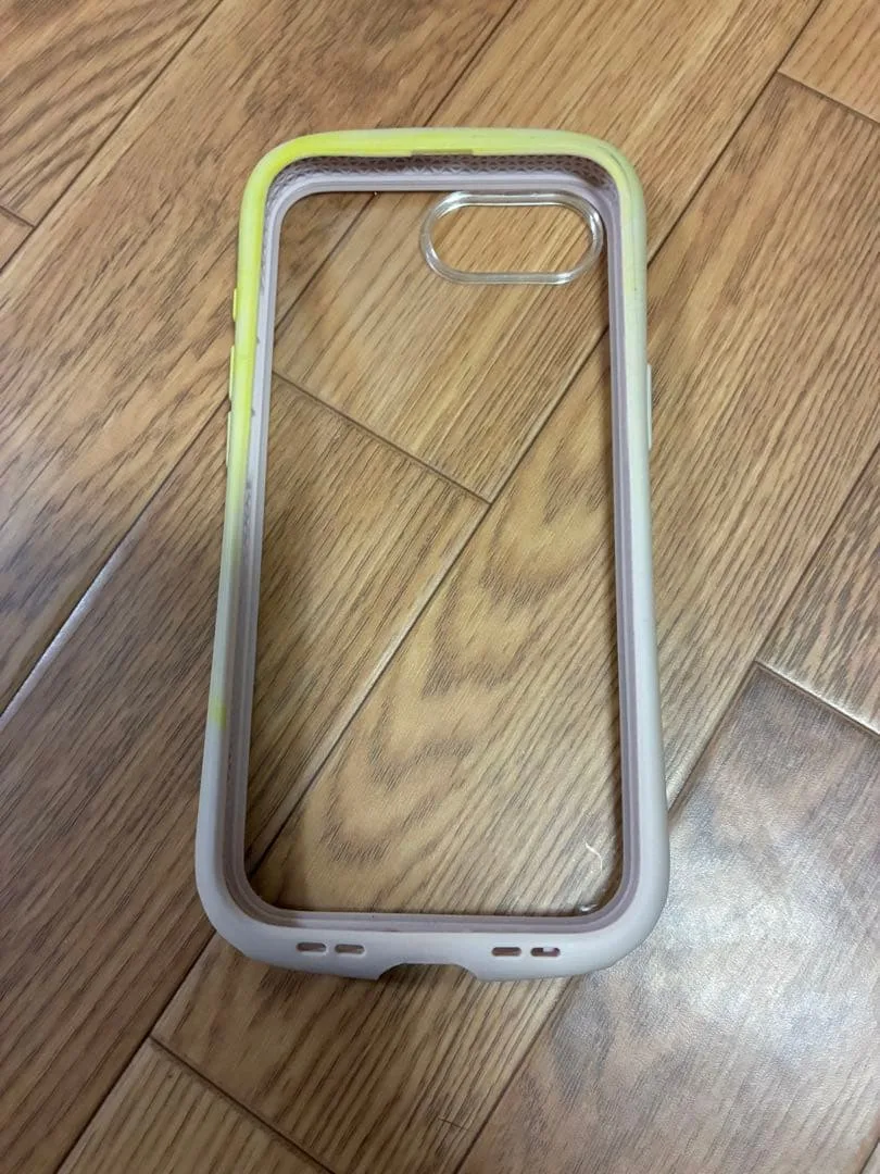 iPhone 16e用 ケース
