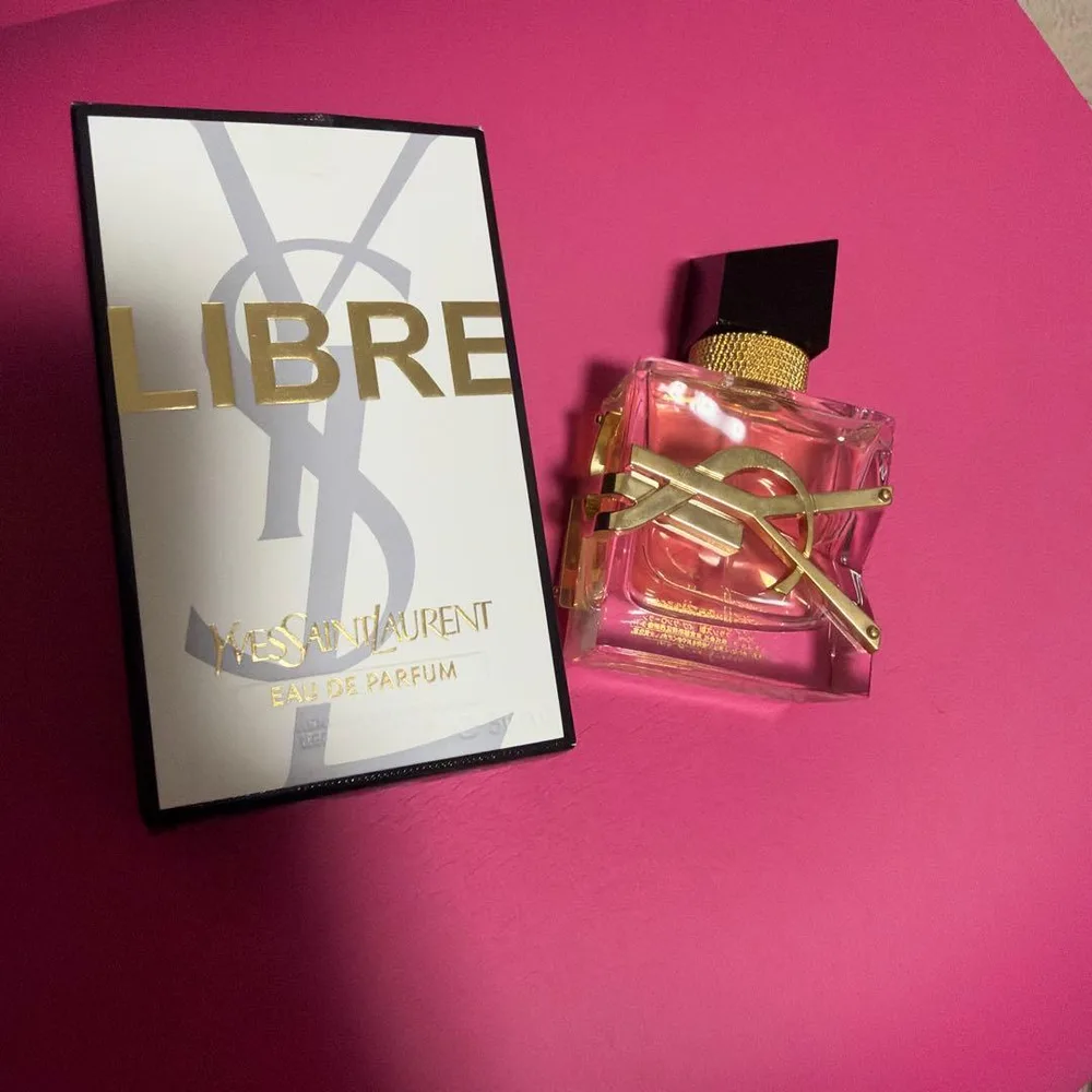 YVES SAINT LAURENT LIBRE オーデパルファム 30mL
