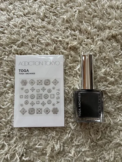 ADDICTION × TOGA ネイル&トップコート + ネイルシール