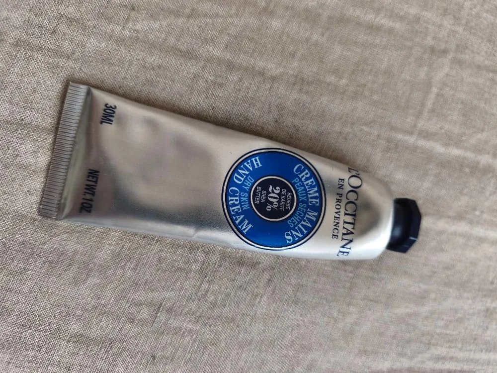 L'OCCITANE SH ハンドクリーム b 30ml