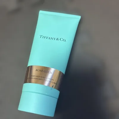 TIFFANY & Co. ローズ ゴールド パフュームド ボディローション