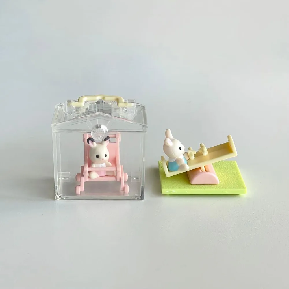 シルバニアファミリーかざれる赤ちゃんハウスとお庭 2種セット