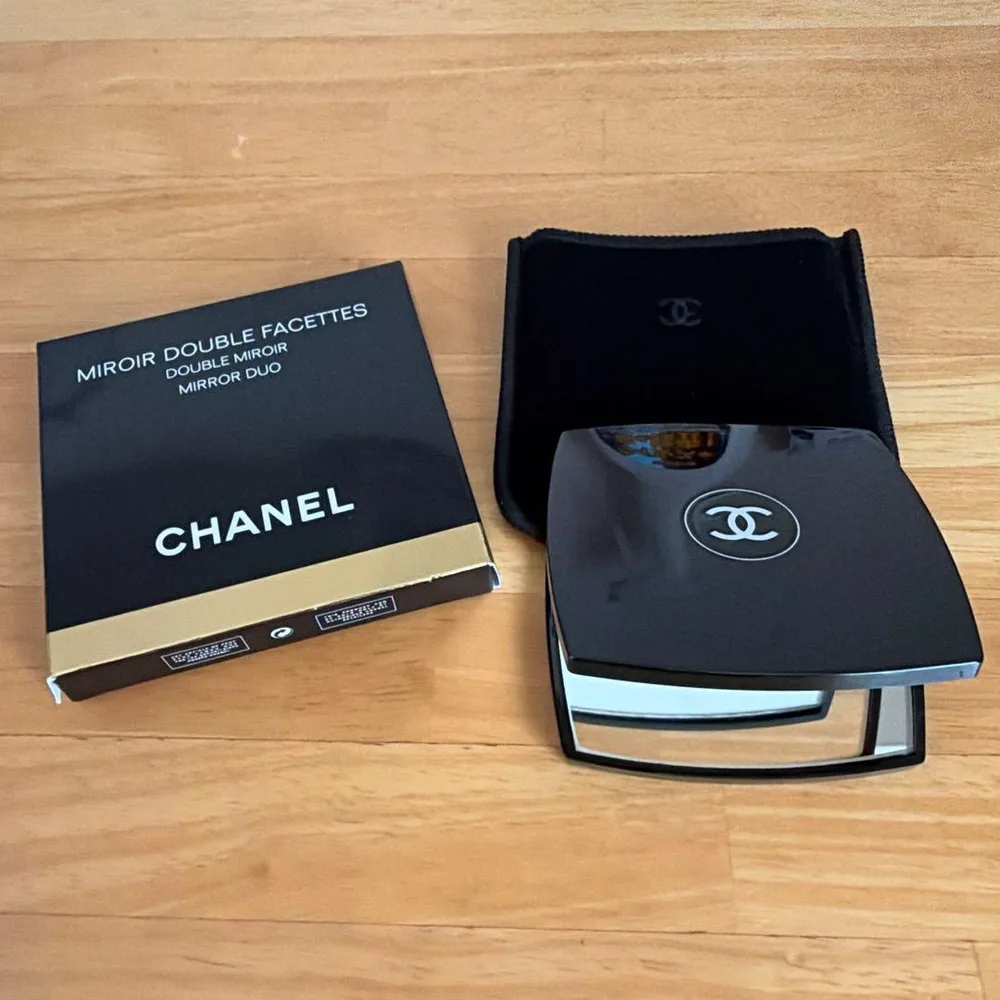 CHANEL MIROIR DOUBLE FACETTES ミラー