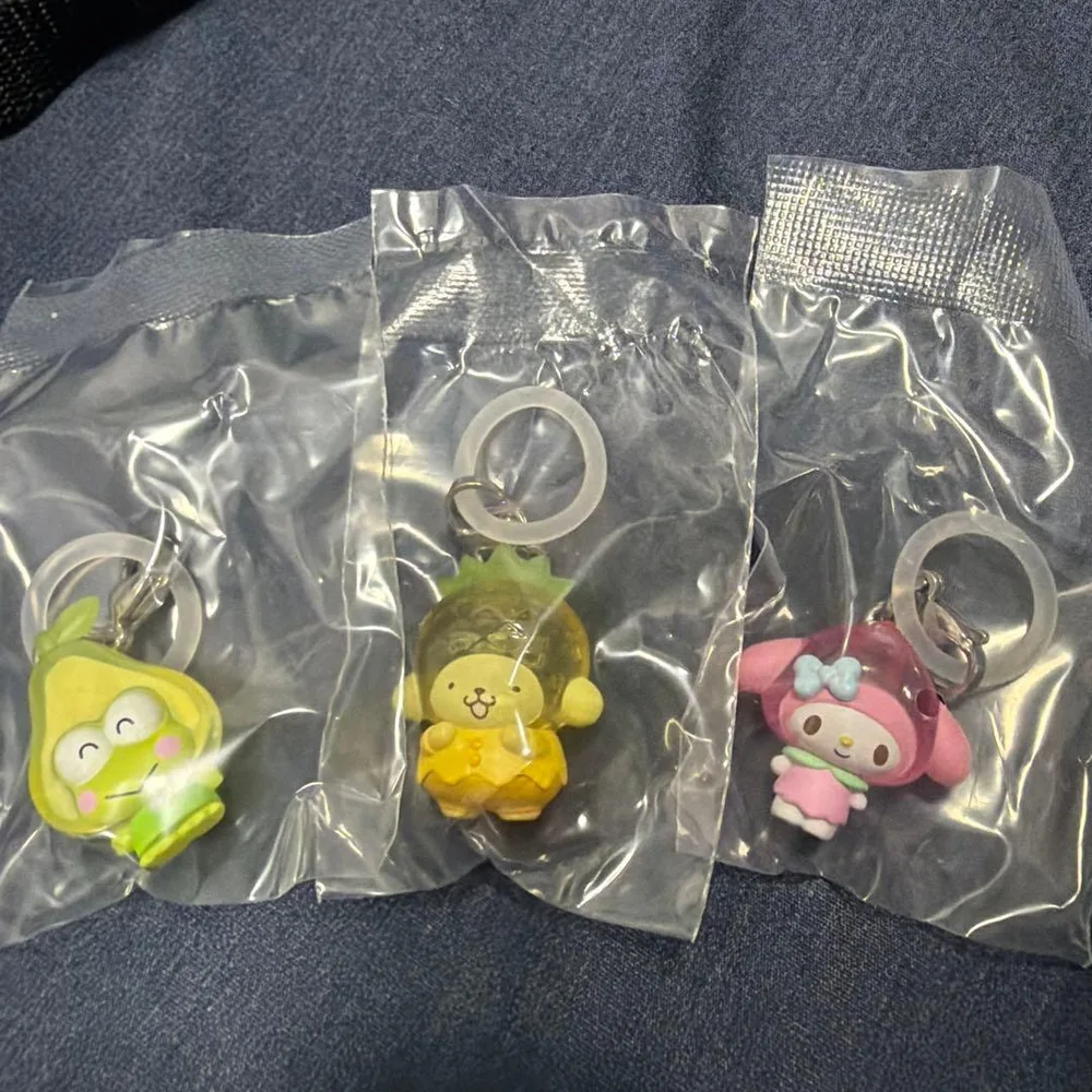 サンリオキャラクターズ くだものめじるしアクセサリー 3種セット
