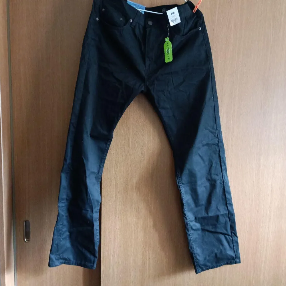 Levi's 505 REGULAR W33 L32