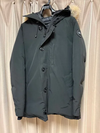 CANADA GOOSE ダウンジャケット シャトー