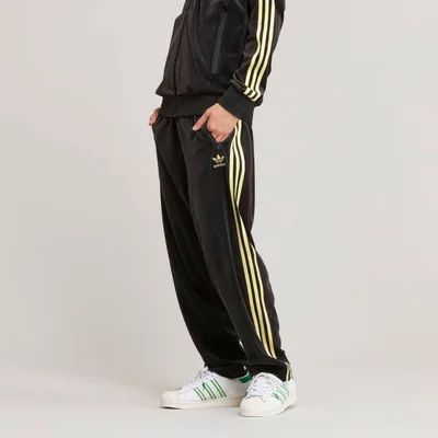 adidas Originals ベロア トラックパンツ アディダス ジャージ