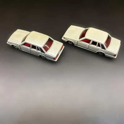 トミカ クラウン 2台セット
