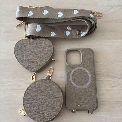 iPhone 15ProMAXケース・ストラップ・小物入れ