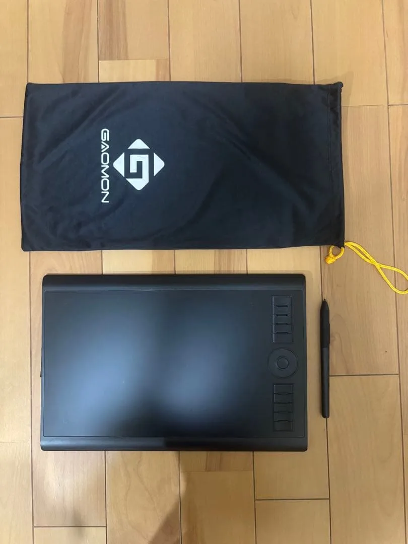 ペンタブレット 本体とペン