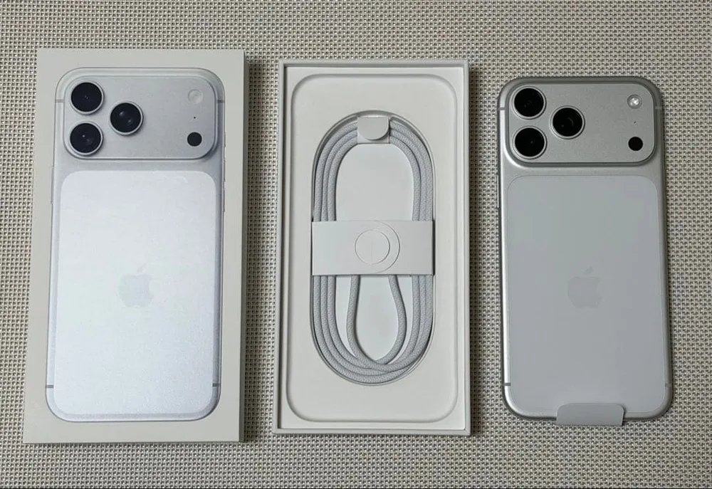 【新品未使用】iPhone 17 ProMax 256GB SIMフリー