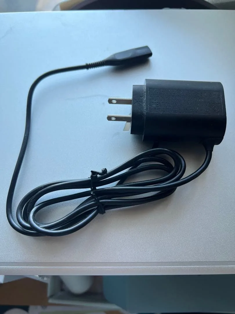 BRAUN ブラウン シェーバー用電源アダプター Type 492-5217