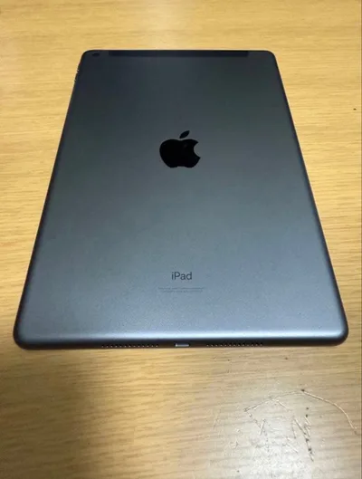 Apple iPad 第9世代 Wi-Fi+Cellular 64GB