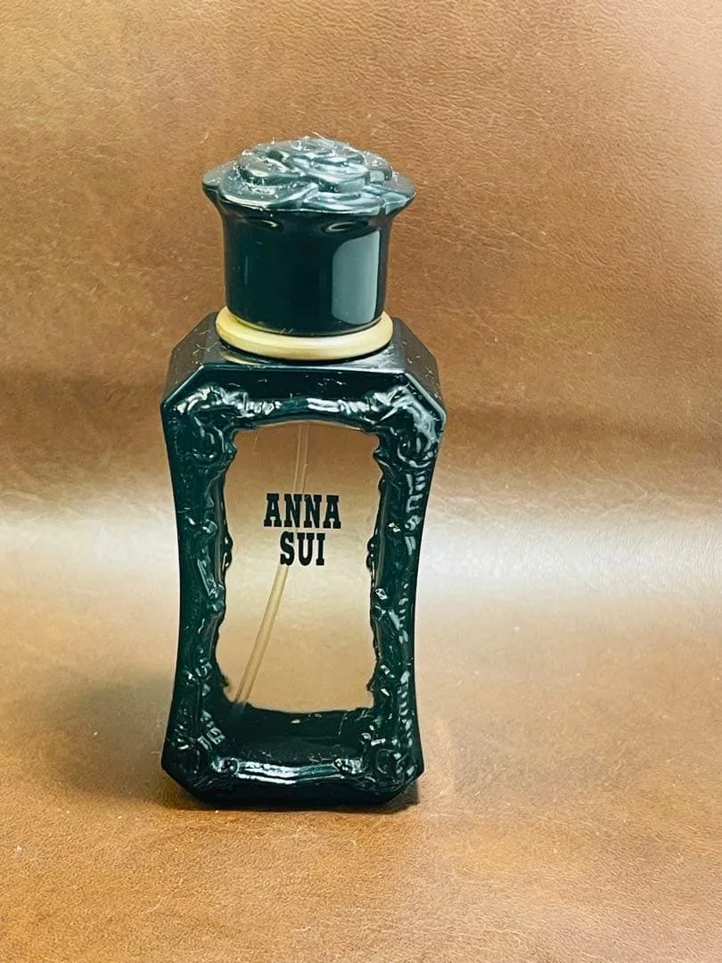 ほぼ未使用 ANNA SUI アナスイ オードトワレ 30ml