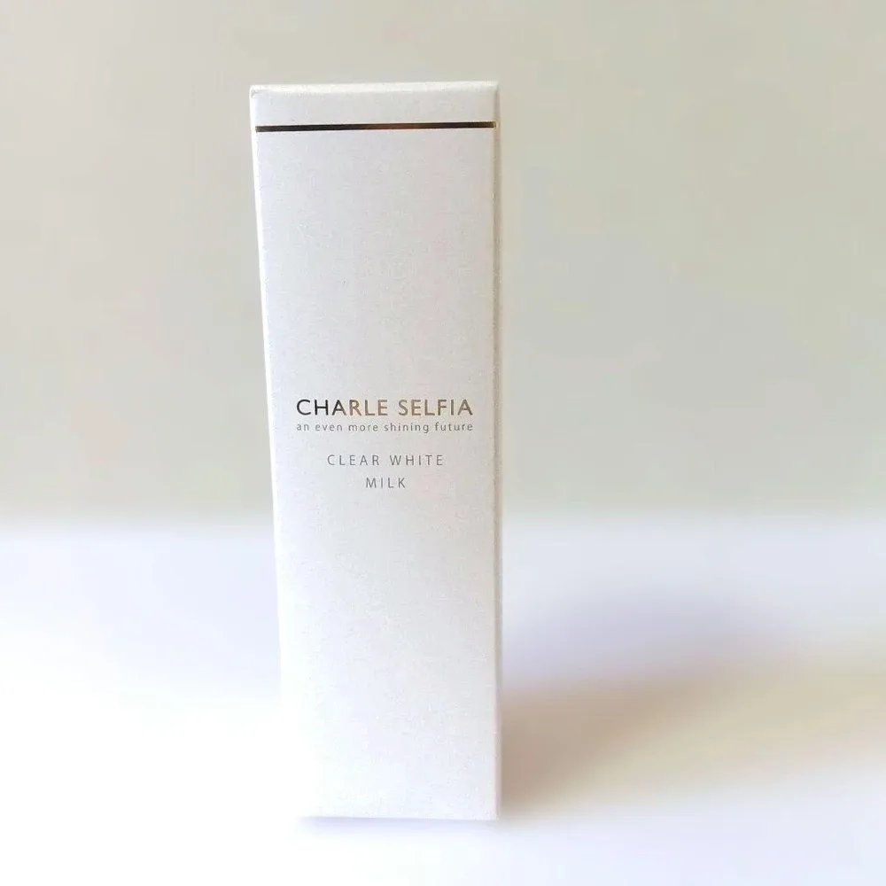 【新品未開封】シャルレ クリアホワイトミルク 100ml〈美容乳液〉