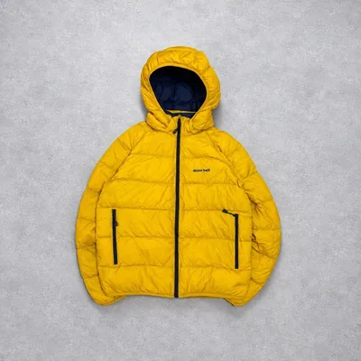 廃盤商品‼️モンベル mont-bell ダウンジャケット 160 イエロー