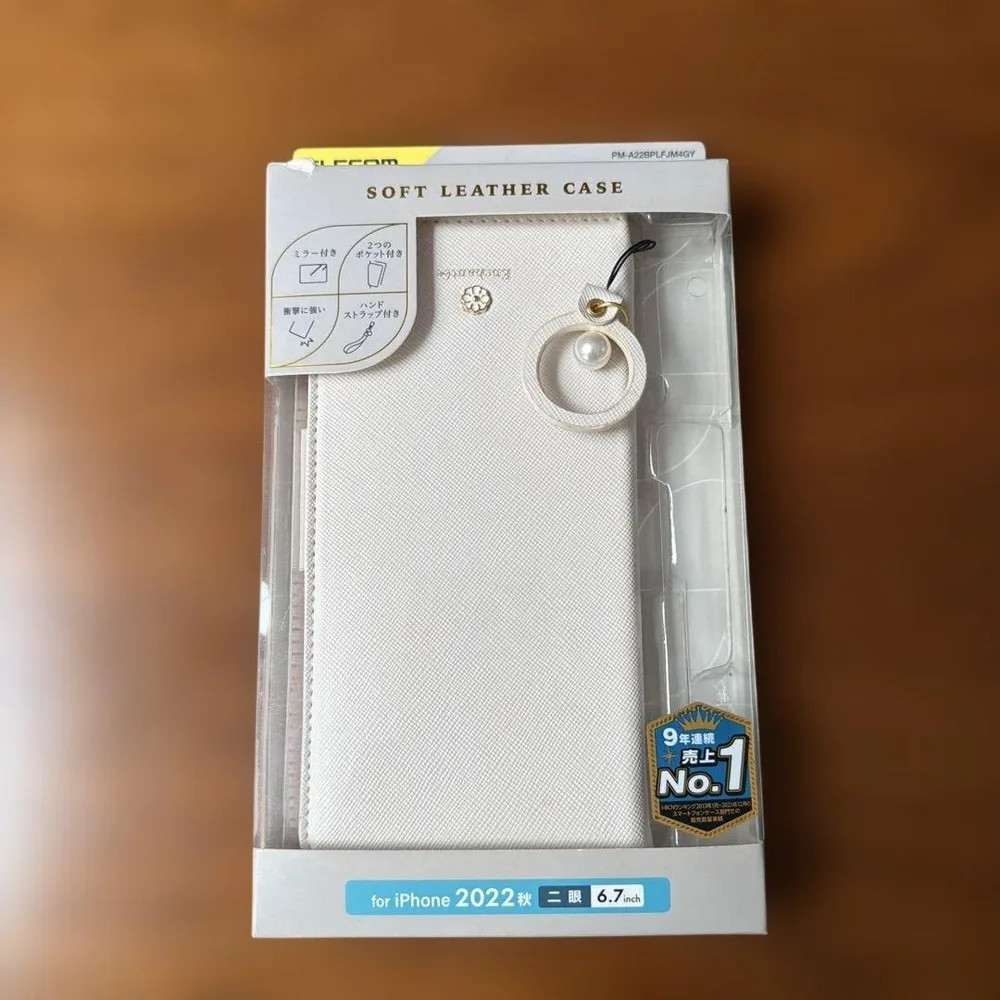 新品 ELECOM iPhone 14 Plus 手帳型ケース ホワイトべージュ