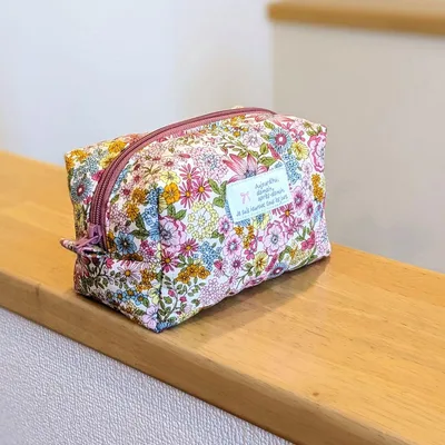 8 Mサイズ キルティング生地•化粧ポーチLサイズ ハンドメイド